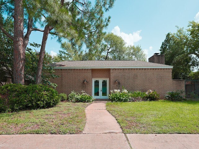 Building Photo - 14315 Piping Rock Ln