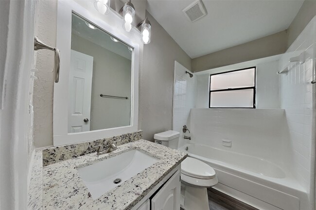 Building Photo - 6818 White Tail Dr