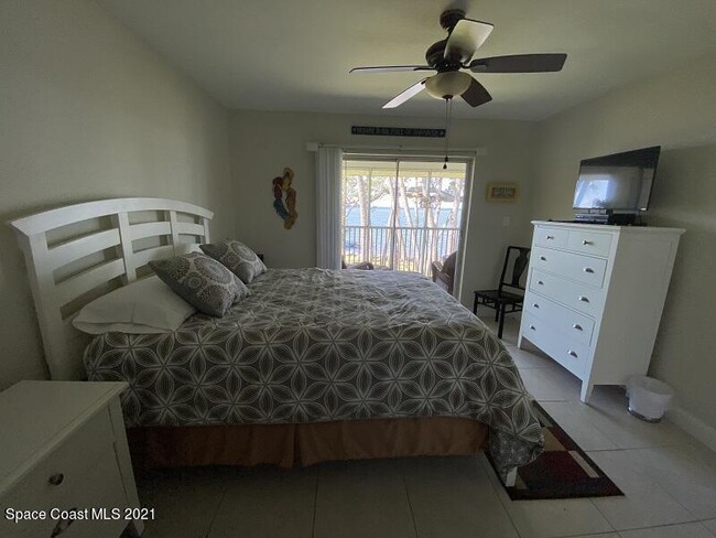 Building Photo - 230 Cape Shores Cir