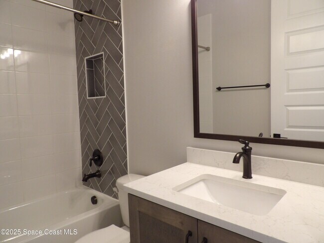 Building Photo - 4258 Trovita Cir