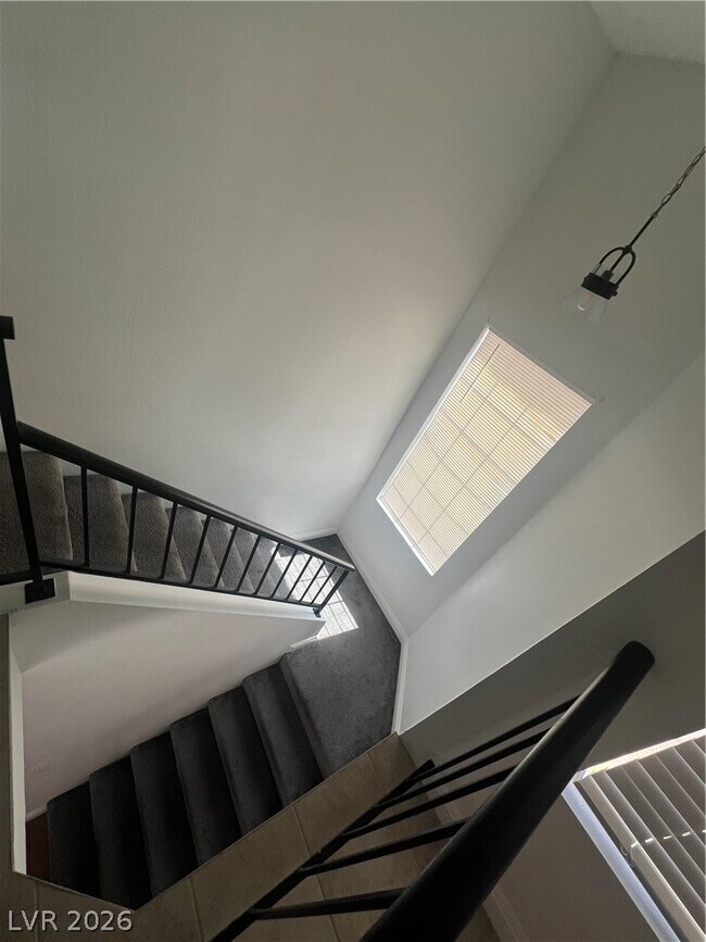 Building Photo - 1137 Pleasant Brook St