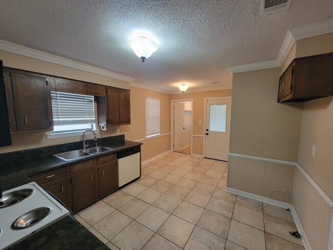 Building Photo - 117 Glenora Ct