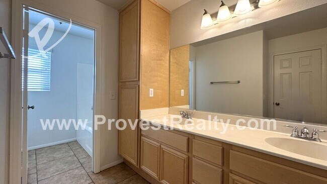 Building Photo - 13859 Lobelia Way