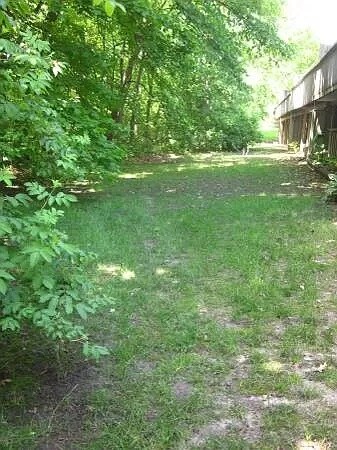 Building Photo - 15845 27th Ave N