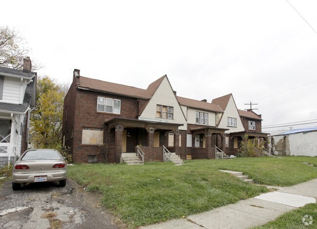 Building Photo - 1188-1196 E 18th Ave