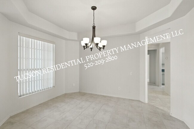 Building Photo - 11399 Silver Pheasant Loop