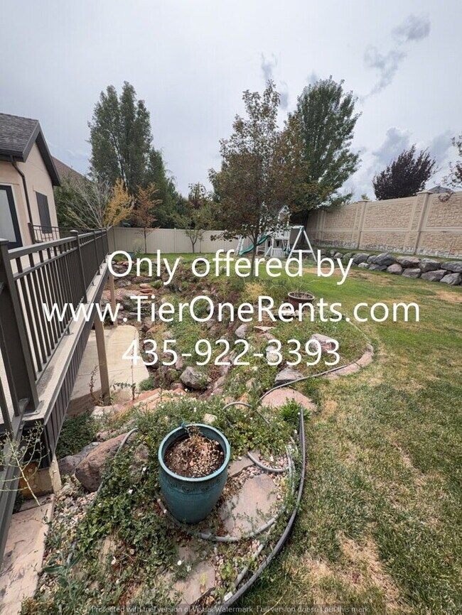 Building Photo - NO DEPOSIT option available for qualified renters!