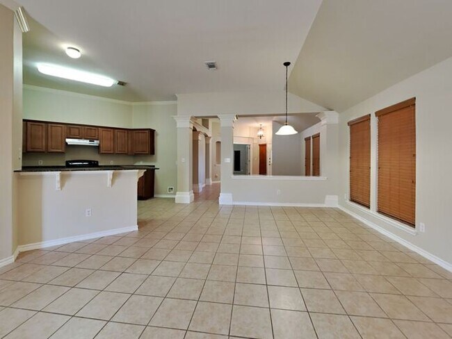 Building Photo - 7237 Dunn's Point Dr