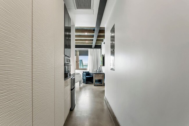 Building Photo - Perfect Beach Getaway! Hotel-like Studio Home in Secured High-rise Building With Breathtaking Bay...