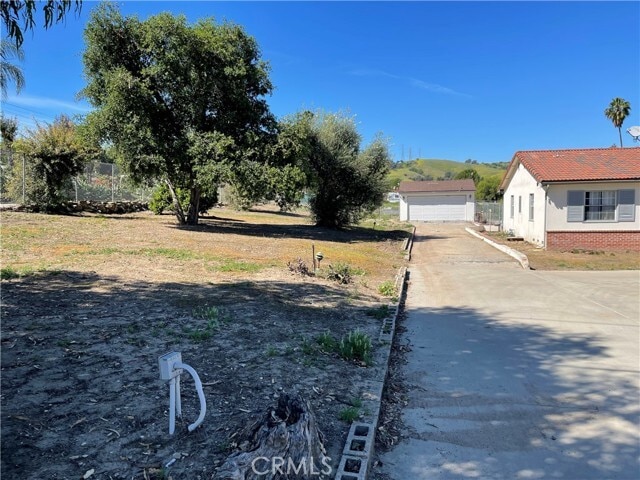 Building Photo - 2751 Batson Ave