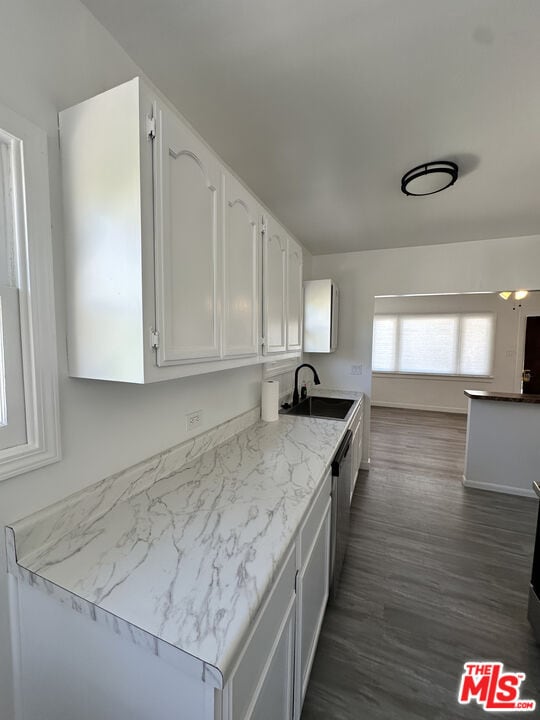 Building Photo - 4119 3rd Ave