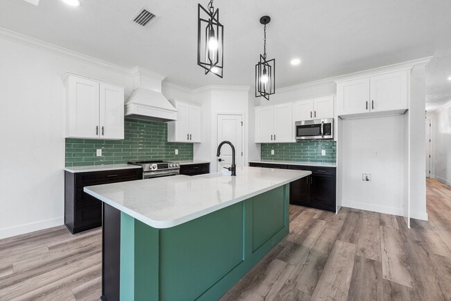 Building Photo - 3/2 Home in Grand Oaks