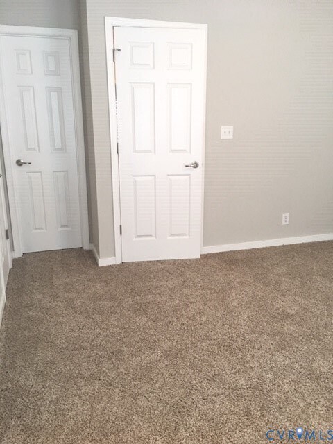 Building Photo - 7474 Pebble Lake Dr