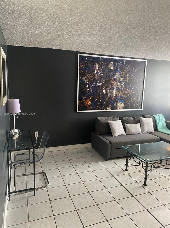 Building Photo - 1732 Meridian Ave