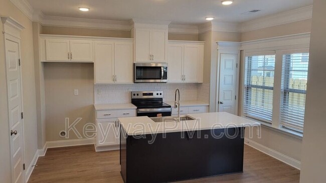 Building Photo - 1117 Jolly Ln