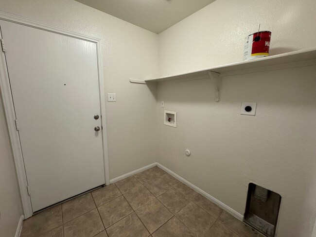 Building Photo - 3-Bedroom House for Rent in Killeen