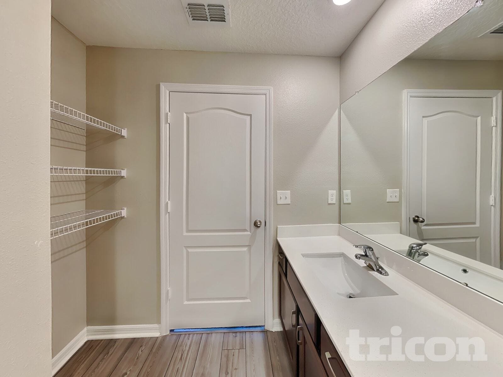 Building Photo - 44 Pritchard Dr