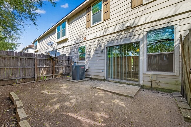 Building Photo - 8042 Montague Manor Ln