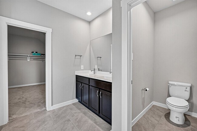 Building Photo - 13126 Lago Acero
