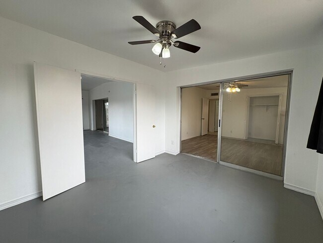 Building Photo - EASTSIDE HOME WITH A SWIMMING POOL