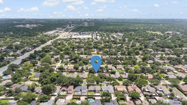 Building Photo - 7830 La Sobrina Dr