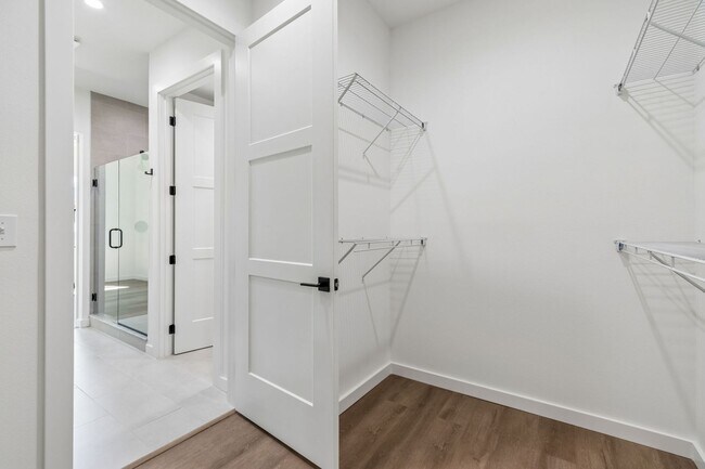 Building Photo - New Construction Townhome For Lease downtown Tampa, Ybor City, Gas Worx