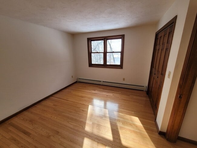 Building Photo - 23 Tattan Farm Rd