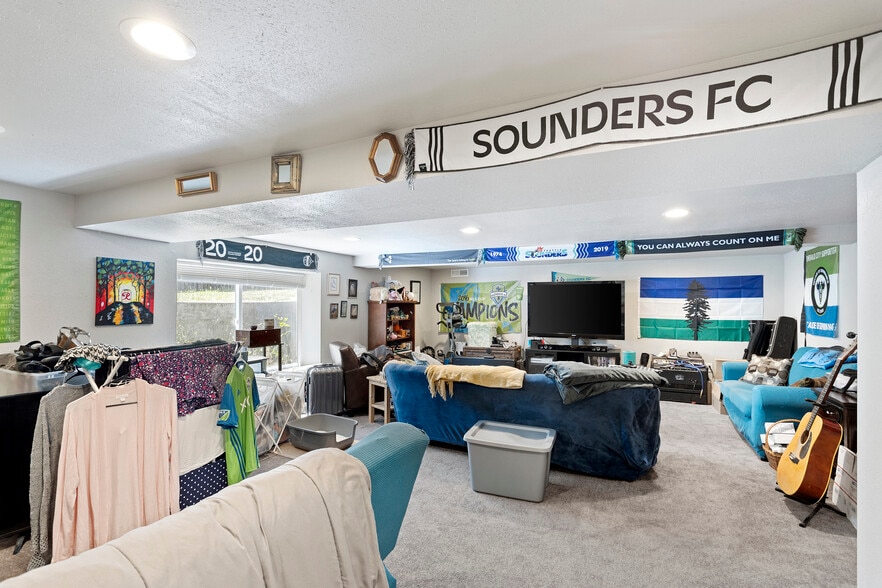 Basement - 14721 32nd Ave NE