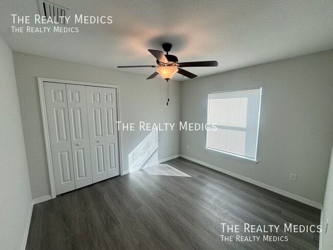 Building Photo - 8145 Cozumel Ln