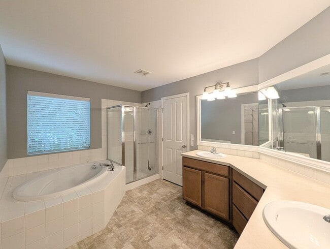 Building Photo - 4Bd/2.5Ba Lake Stevens House