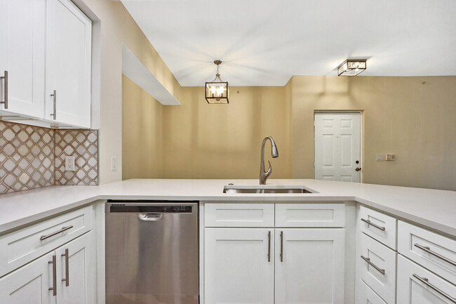 Building Photo - 2724 Anzio Ct