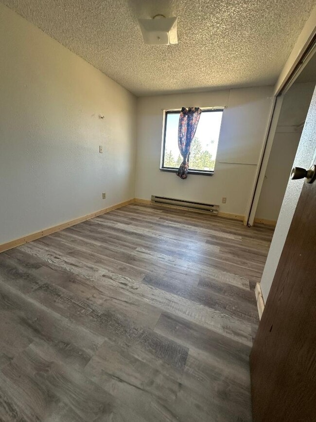 Building Photo - 311 9th St