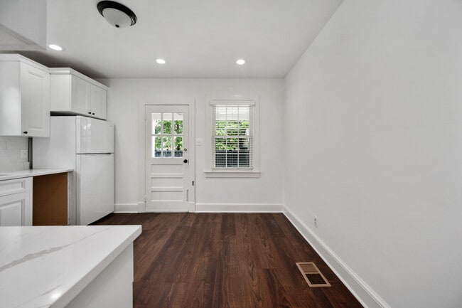 Dishwasher Included - 819 Weedon St