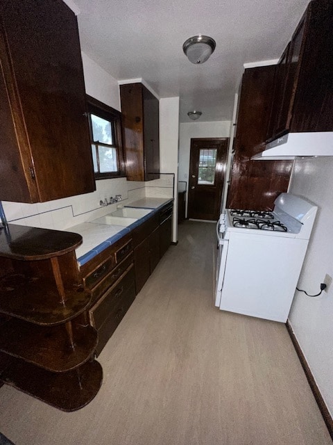 Building Photo - 14435 Califa St