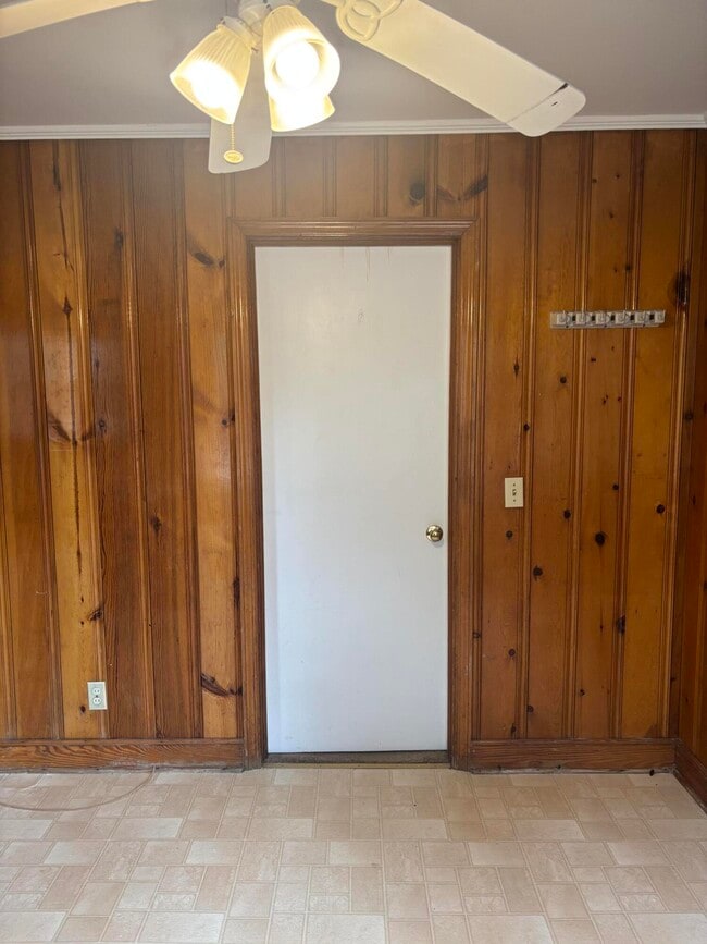 Building Photo - 232 Pinckney St