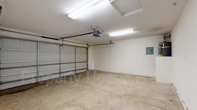 Building Photo - 3720 Silvario Ct