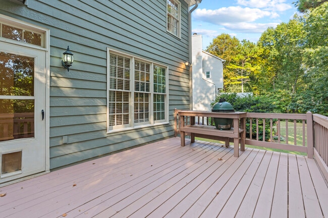 Building Photo - 2637 Forest Meadow Ln