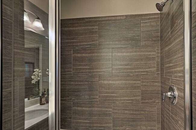 Building Photo - 2501 Co Rd 234