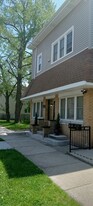Building Photo - 1513 E 93rd St
