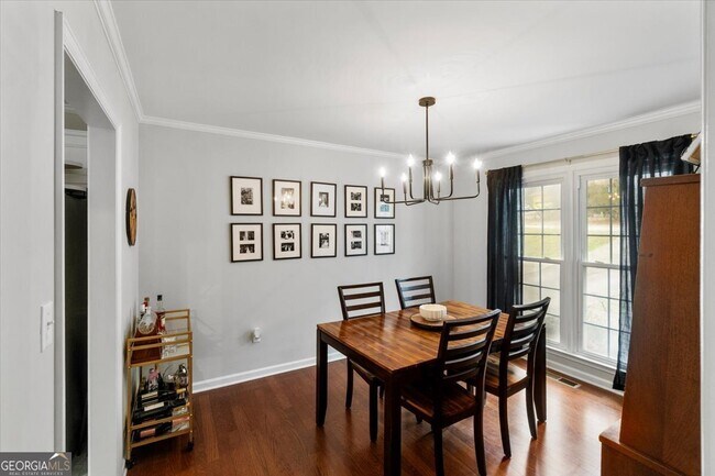 Building Photo - 325 Brookstone Dr