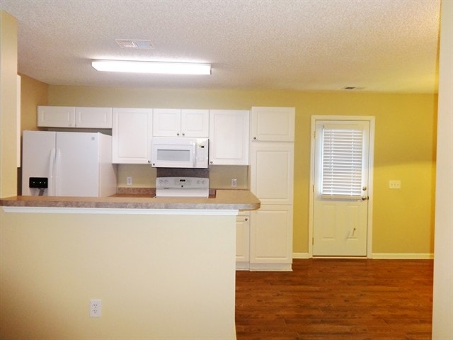 Building Photo - 3011 Mapleleaf Drive