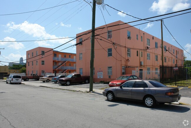 Building Photo - 540 NW 7th St