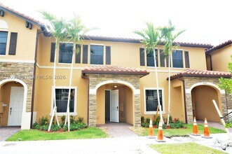 Building Photo - 9345 W 33rd Ln