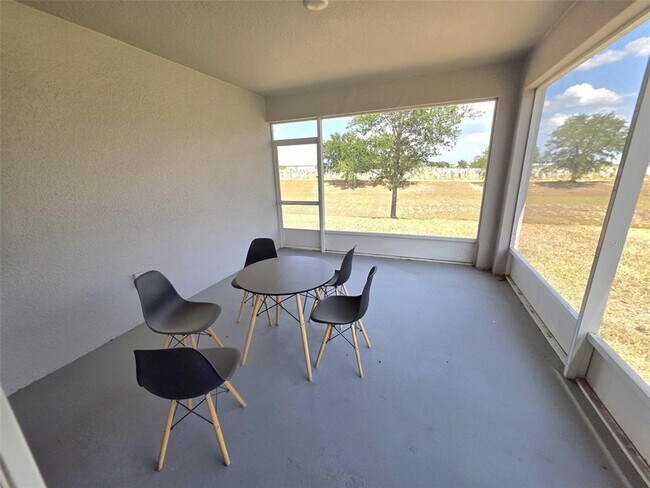 Building Photo - 206 Barrington Dr