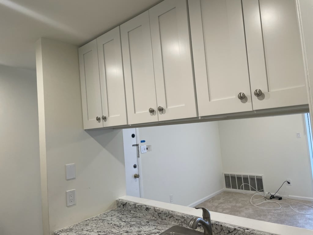 Building Photo - 606 Woodhollow Dr