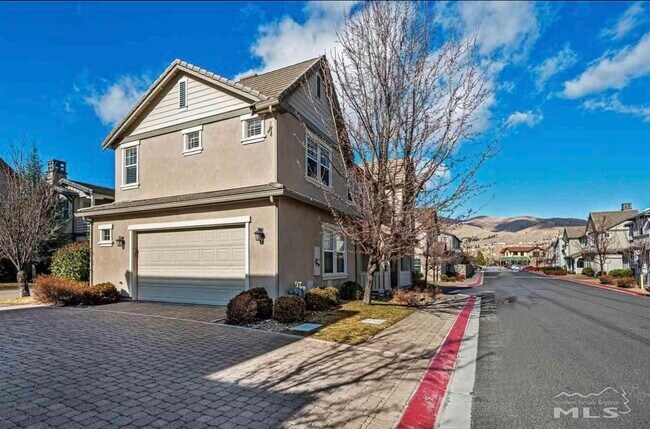 Building Photo - 1661 Sawtooth Trail