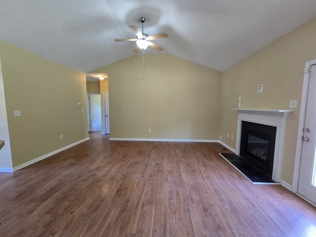 Building Photo - 1421 Tawny Vw Ln