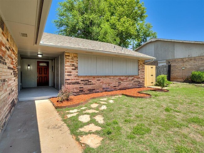 Building Photo - 1305 Apollo Rd
