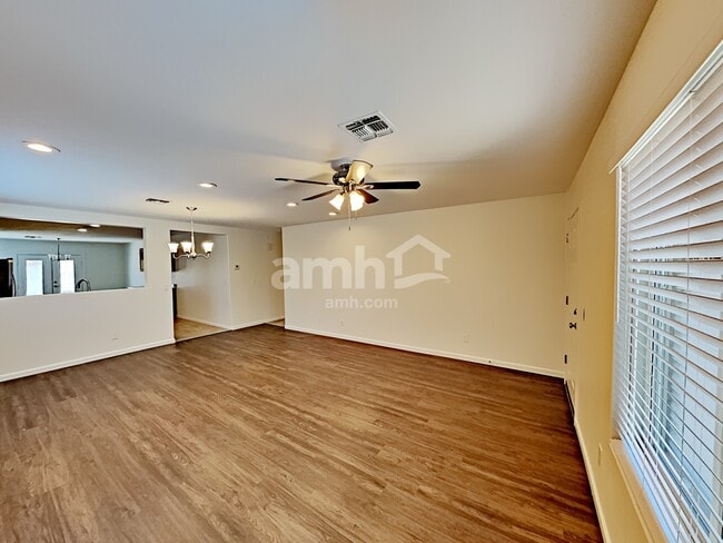 Building Photo - 16213 W Custer Ln