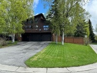 Building Photo - 2521 Autumn Cir